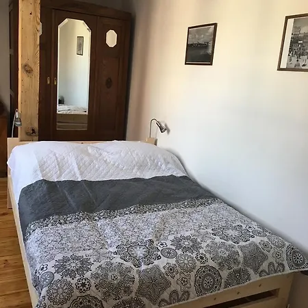 Cichy Na Nowym Swiecie Warsaw